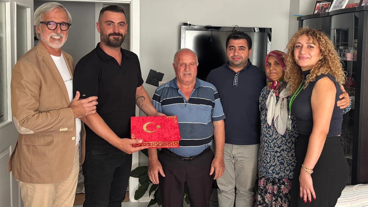 Kıbrıs Gazilerine İzmit Belediyesi'nden anlamlı ziyaret
