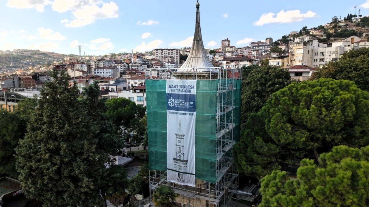 Tarihi yapı tarihi kimliğine kavuşuyor... İzmit Saat Kulesi restorasyonda