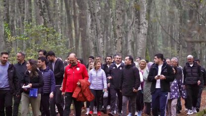Bakan Tekin Belgrad Ormanı'nda öğretmenlerle yürüdü