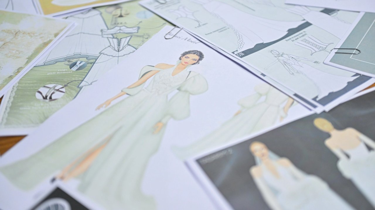 İzmir&#039;de 16. Gelinlik Tasarım Yarışması finalistleri belli oldu