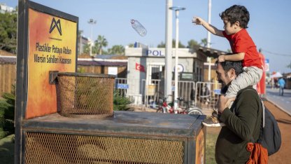 Mersin sahillerinde 93 bin 500 pet şişe potaya girdi