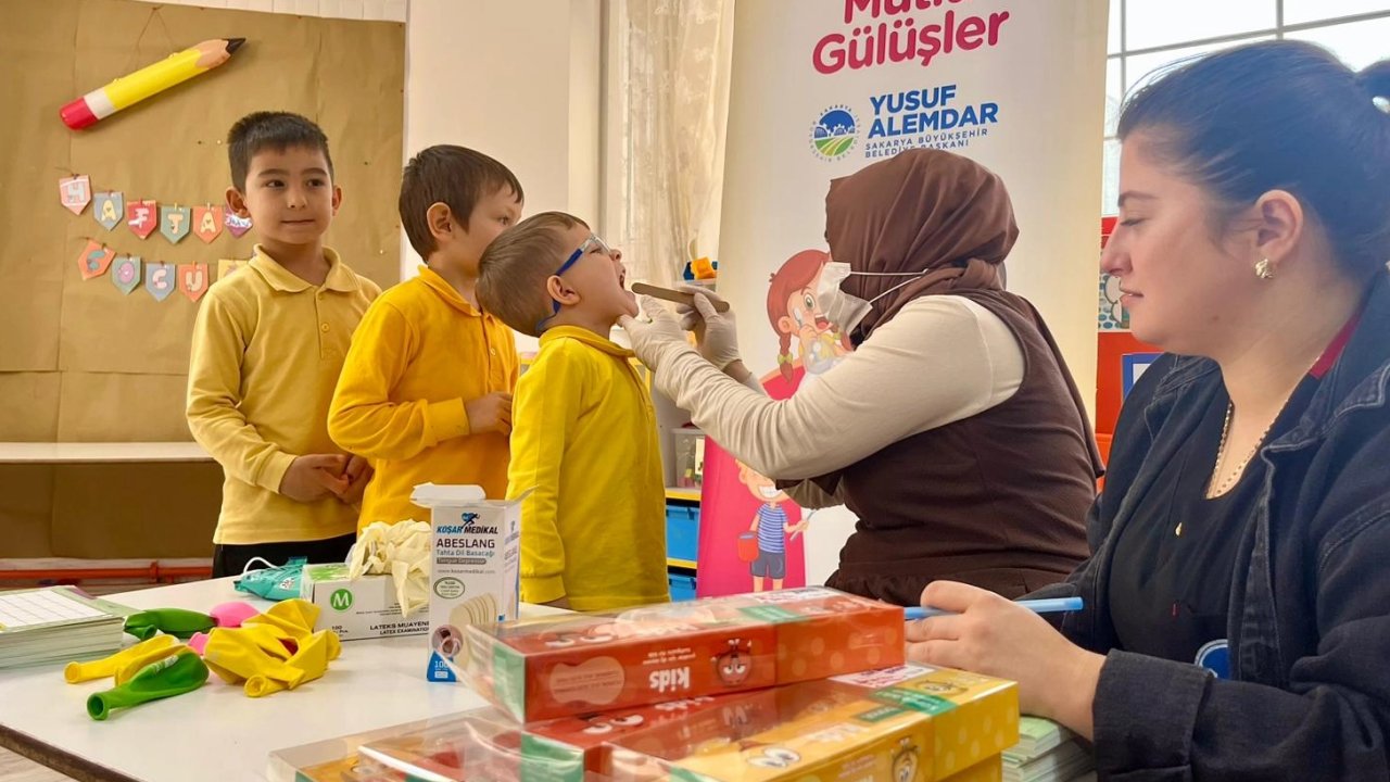 Sakarya&#039;da 550 minik için ağız ve diş sağlığı taraması