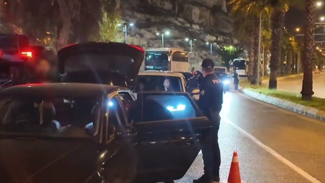 Şanlıurfa&#039;da kapsamlı huzur! Aranan 74 şahıs yakalandı