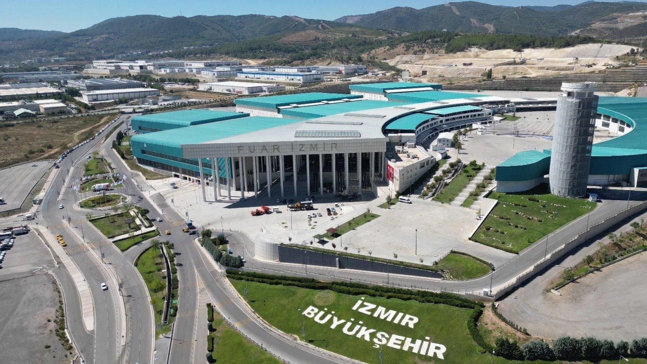 Turizm dünyası İzmir&#039;de bir araya geliyor