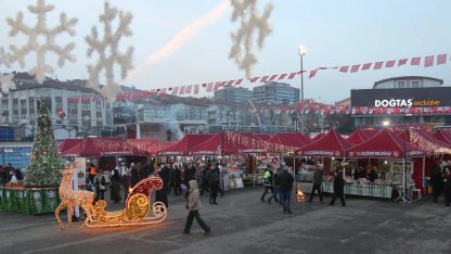 Ankara Keçiören’de kadın emeği yeni yıl pazarına yoğun ilgi