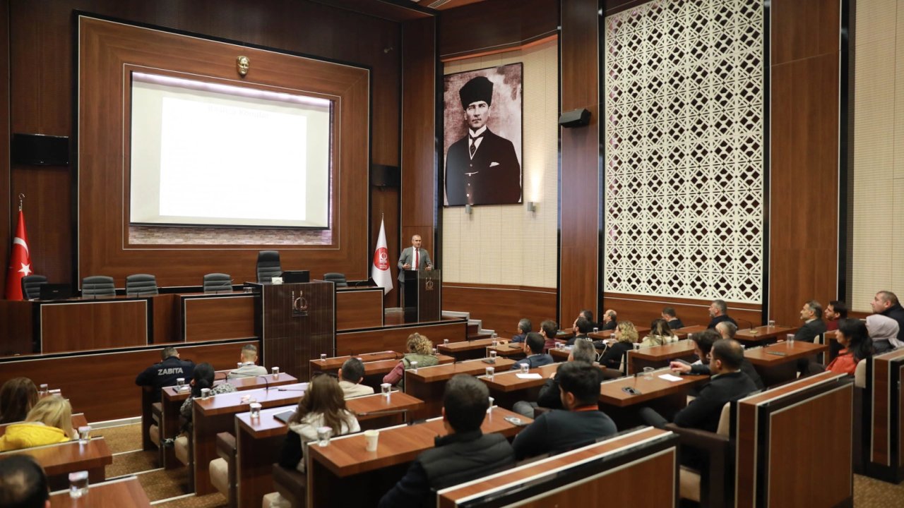 Ankara Keçiören&#039;de personel taşınmaz mal yönetimi eğitimi