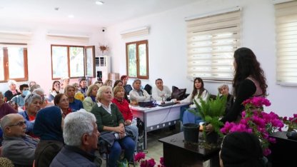 Antalya Büyükşehir’den yaş almış bireylere evde çiçek yetiştiriciliği eğitimi