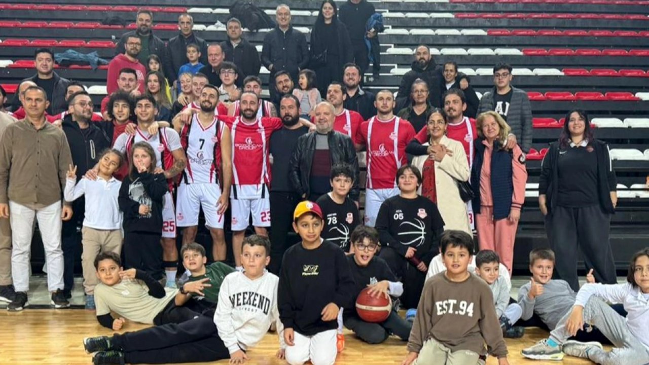 Antalya Muratpaşa basketbol namağlup şampiyon