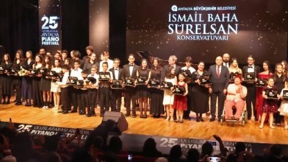 Antalya Piyano Festivali’nde gençler sahne aldı