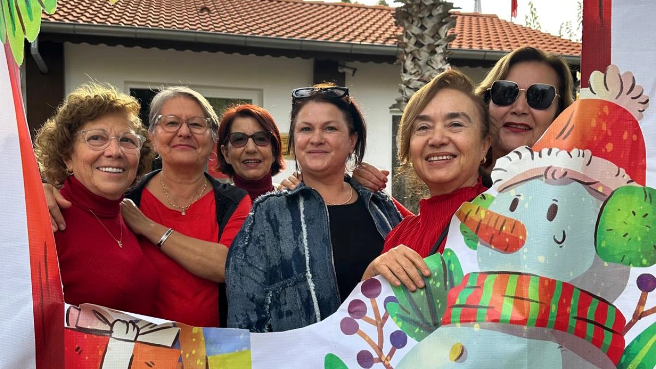 Antalya'da kuşakları buluşturan yeni yıl coşkusu