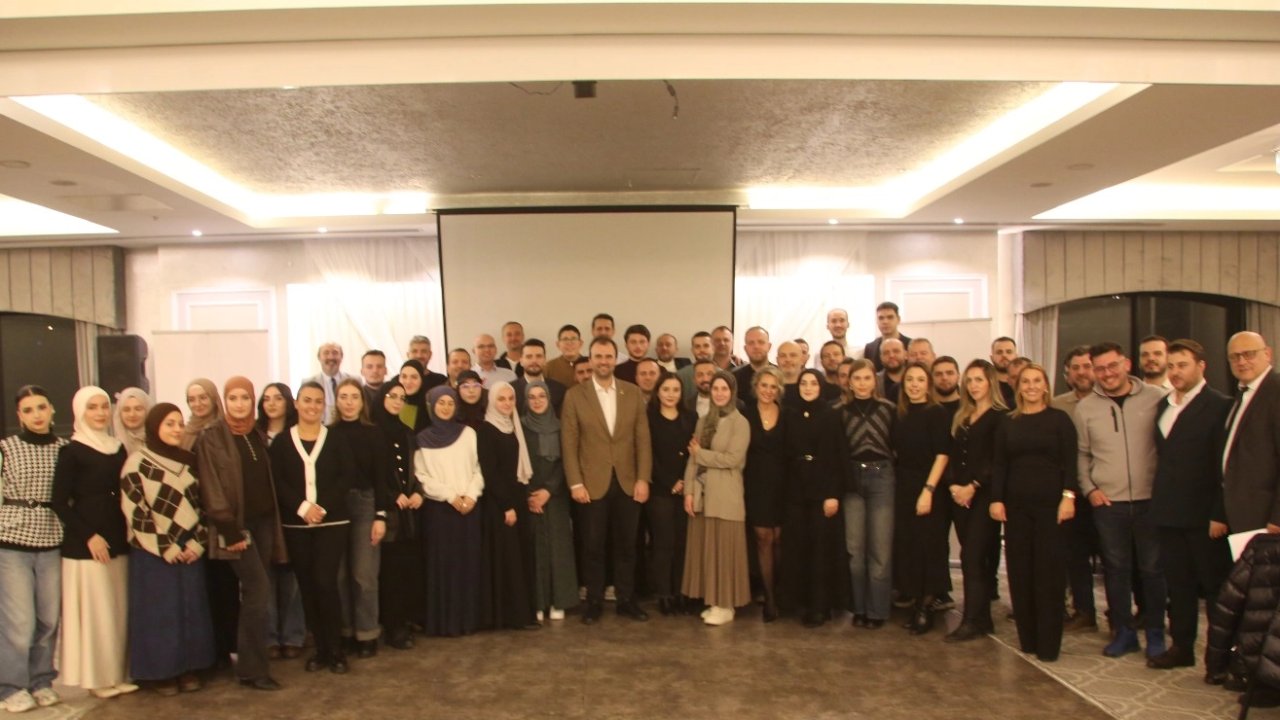 ARNİAD ailesi Arnavut öğrencilerle buluştu