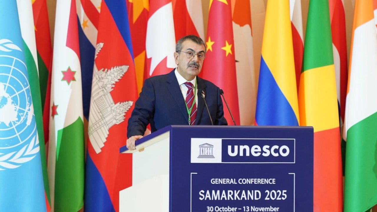 Bakan Tekin&#039;den &#039;Dünya Türk Dili Ailesi&#039; mesajı