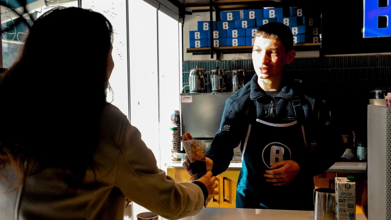 Bursa Büyükşehir'de engeller sevgiyle aşılıyor