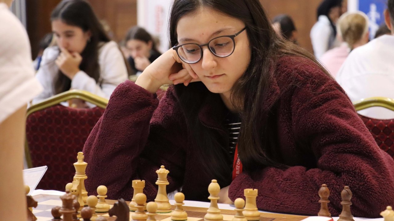 Bursa Büyükşehirli Arya Aydoğan dünya dördüncüsü