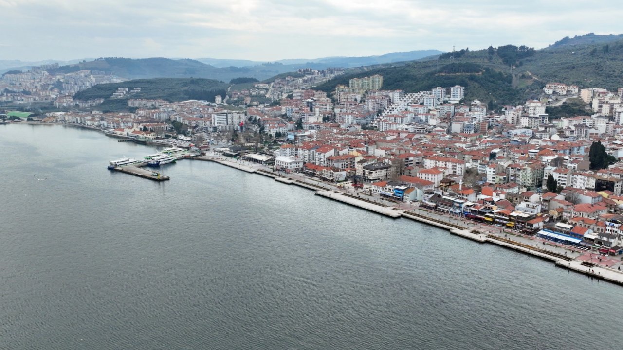 Bursa Mudanya'da kaçak yapılara karşı kararlı adım