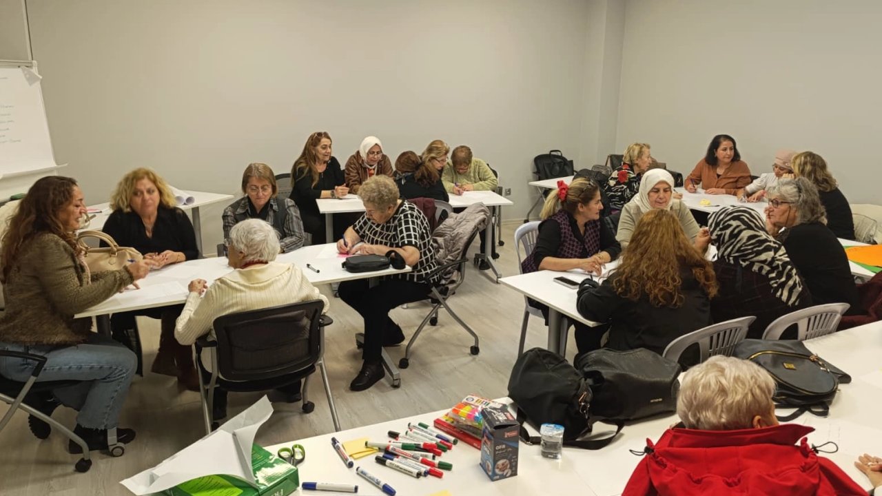 Bursa Nilüfer’de gönüllülüğün geleceği masaya yatırıldı