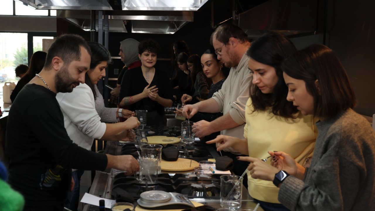 Bursa Nilüfer'de Pancar Deposu’nda biyoplastik atölyesi