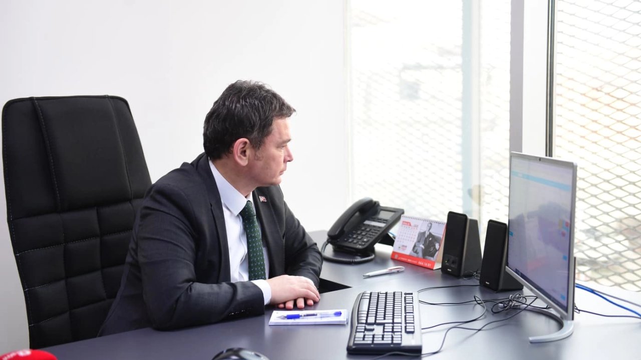 Bursa Osmangazi'de vatandaşın telefonlarını Başkan Aydın açtı