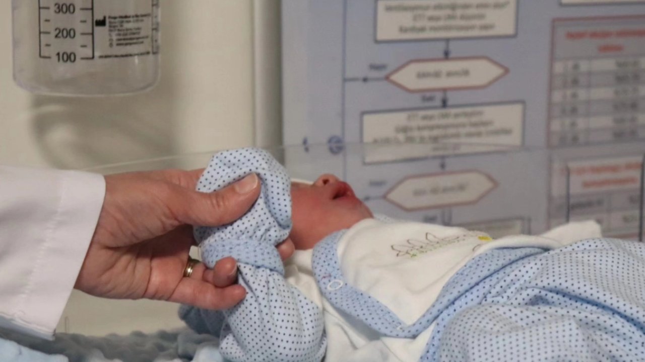 Bursa Şehir Hastanesi'nde ilk tüp bebek dünyaya geldi