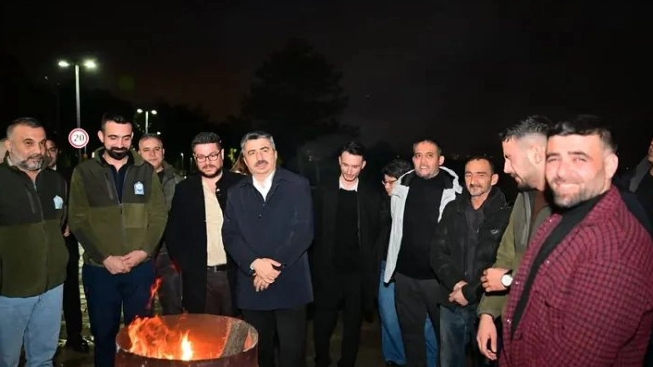 Bursa Yıldırım&#039;da Başkan Yılmaz, Veterinerlik personeliyle buluştu