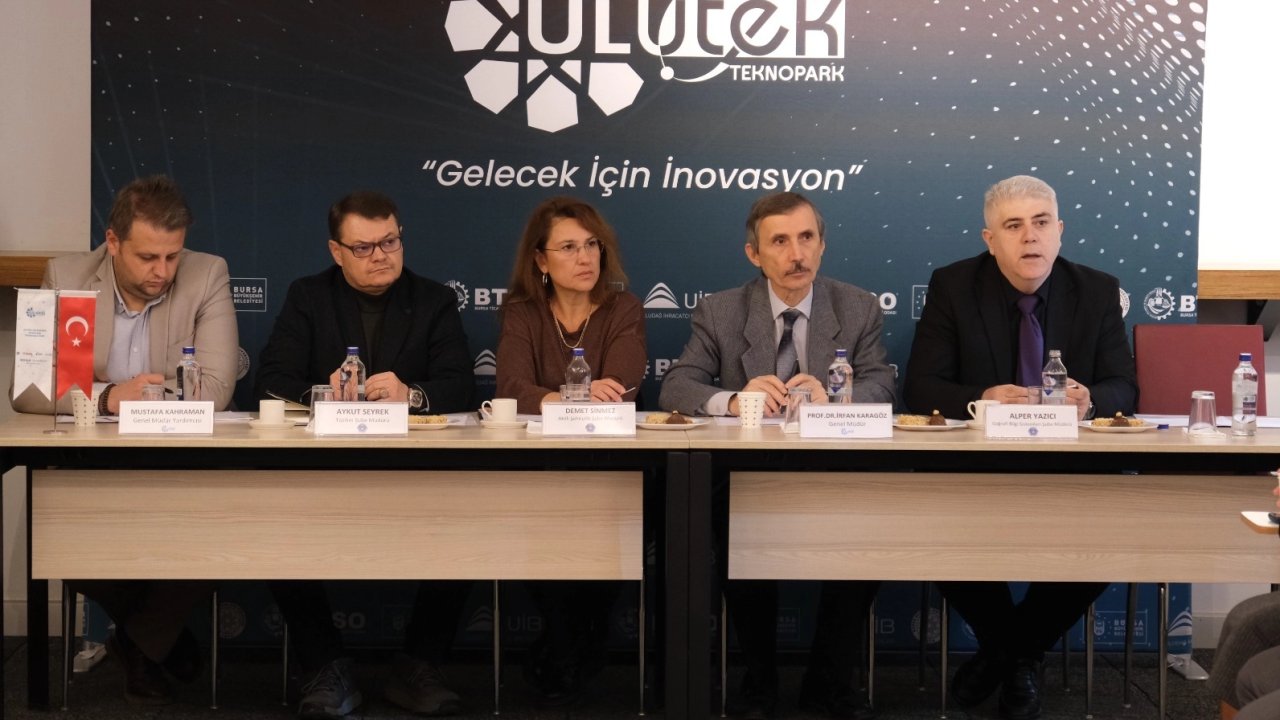 Bursa'da akıllı şehircilik konuşuldu