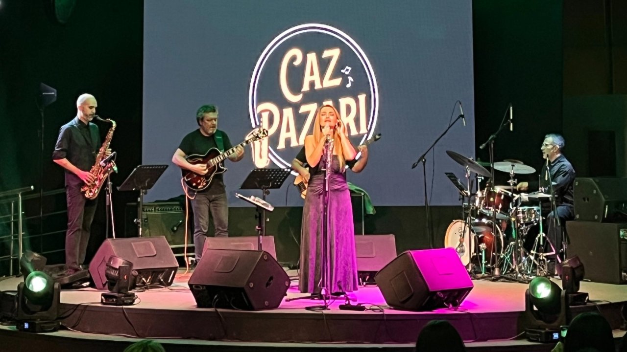 Bursa'da 'Caz Pazarı' konserlerine devam