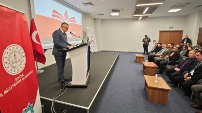 Bursa'da lise öğrencileri 'Geleceğe Yapay Zeka ile Hazırlan' programında buluştu