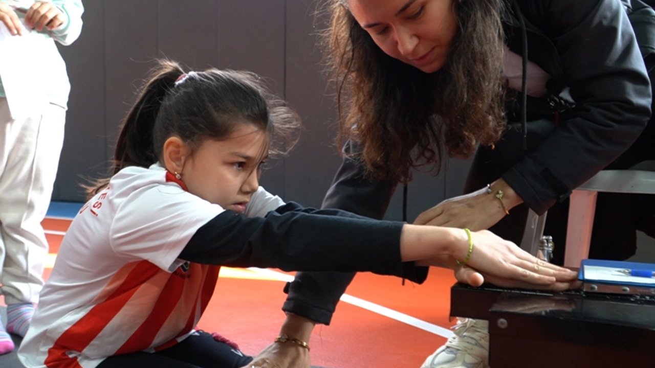 Büyükşehir&#039;in sportif yetenek ölçümü İzmir’e yayılıyor