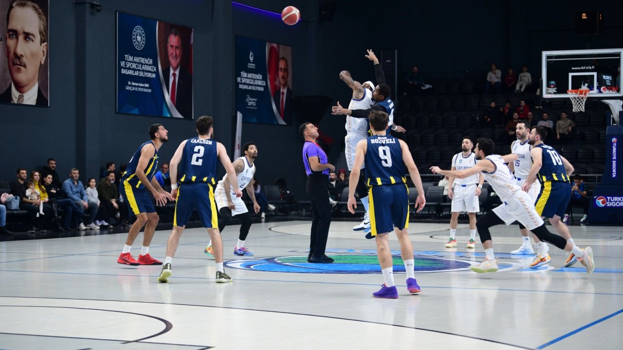 Çayırova potada ilk yarıyı galibiyetle kapattı