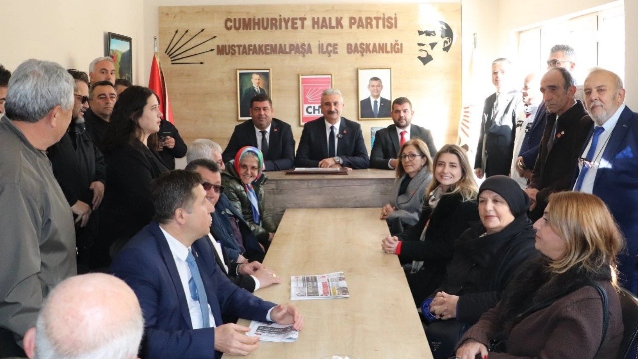 CHP Bursa'dan Mustafakemalpaşa'da saha çalışması
