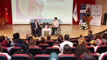 Dokuz Eylül'de sanattan spora engelsiz kariyer