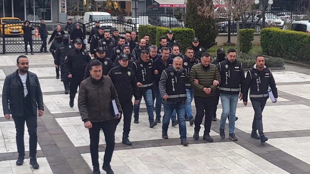 Düzce’de dev silah kaçakçılığı operasyonu: 6 gözaltı