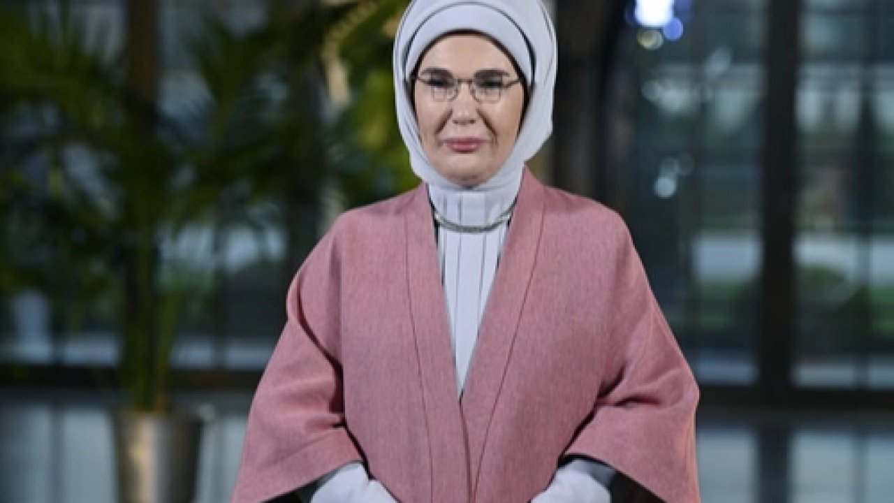 Emine Erdoğan'dan Sierra Leone'ye mesaj