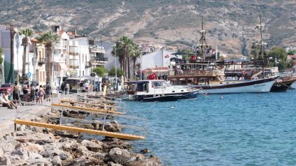 Foça Belediyesi 2025’te altyapı ve kent estetiğini güçlendirdi