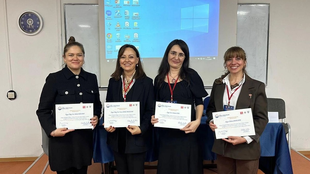 İzmir Karabağlar'da 'Katılımcı Yönetim Modeli' örnek gösterildi