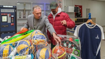 İzmir'de spor okul sıralarına taşınıyor