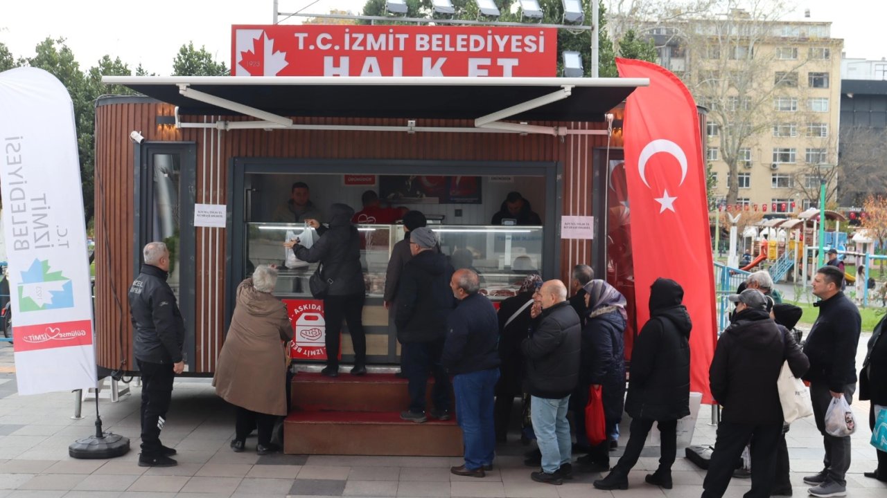 İzmit’te Halk Et yoğun ilgi gördü