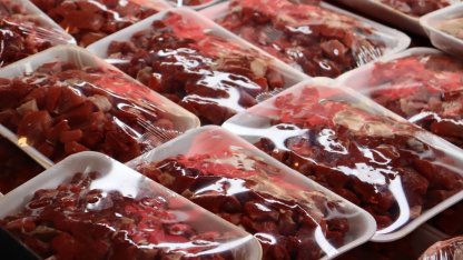 İzmit'te 'halk et' yüzleri güldürürken, 'askıda et' desteği sürüyor