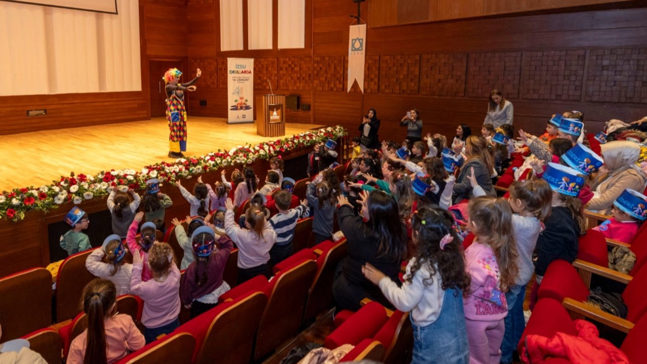 İZSU, yeni yıla miniklerle 'Merhaba' dedi