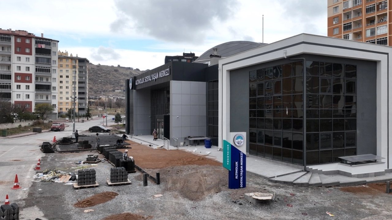 Kayseri Büyükşehir'den Altınoluk'a sosyal yaşam merkezi