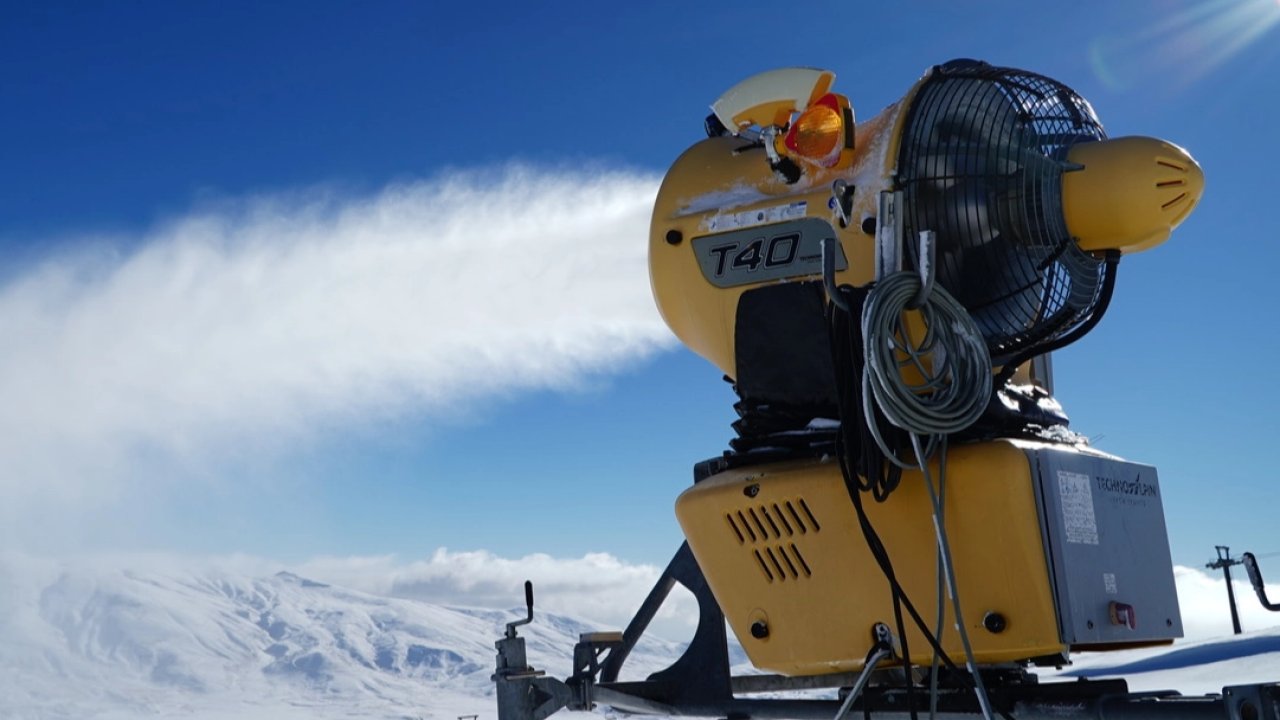 Kayseri Erciyes suni karla yeni sezona hazırlanıyor