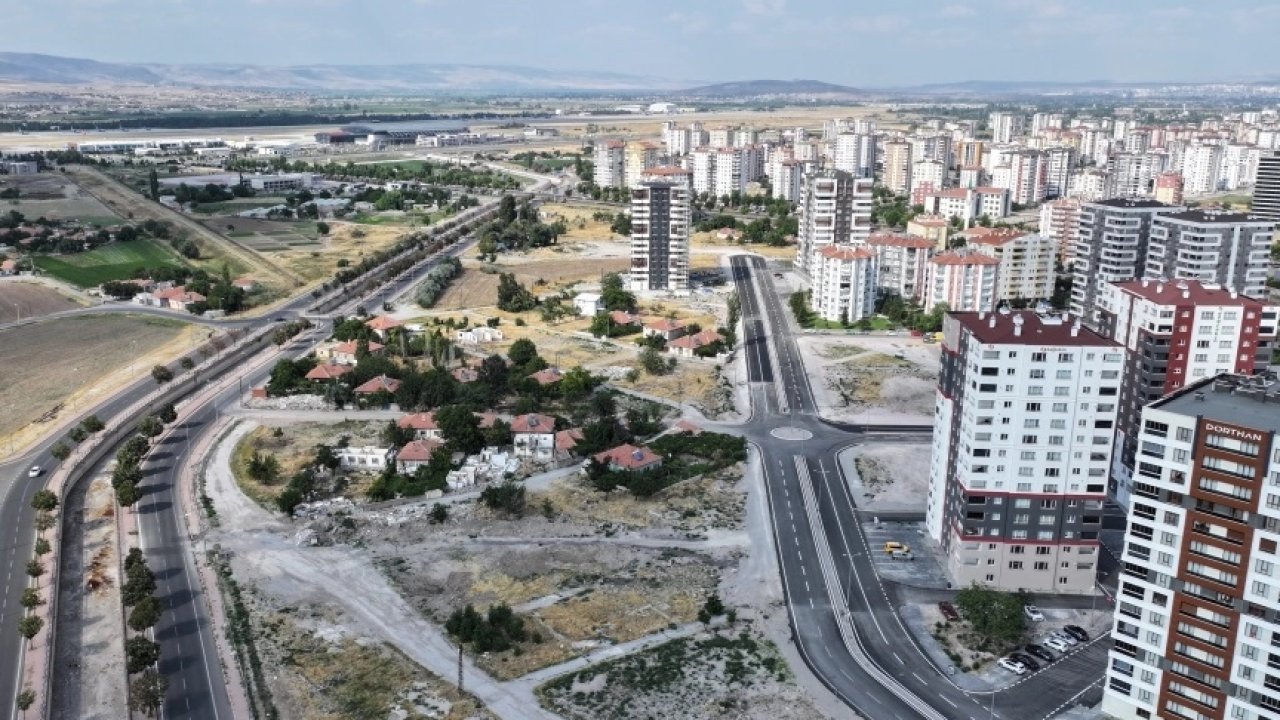 Kayseri Kocasinan 8 yılda bin 85 kilometre yol yaptı