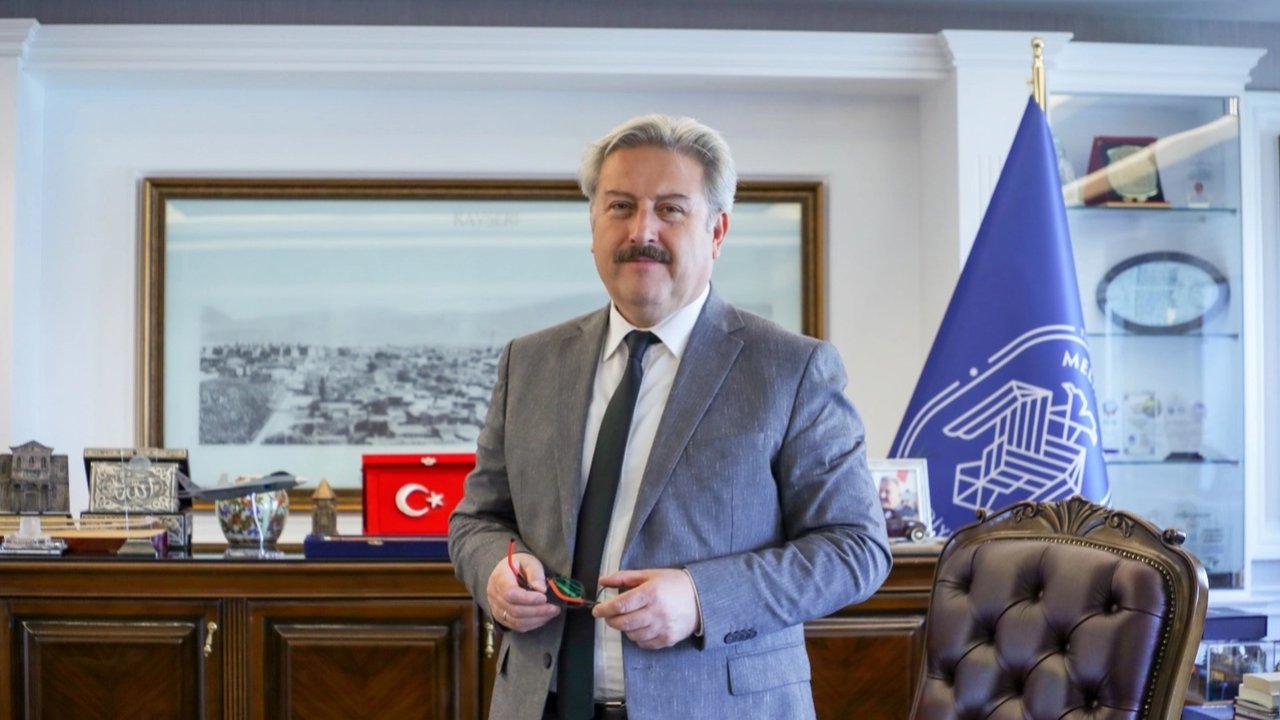 Kayseri Melikgazi'nin 'Whatsapp' hattına yoğun ilgi