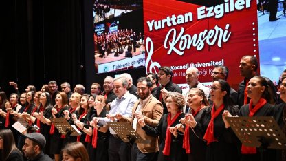 ‎Kocaeli Üniversitesi'nde Gençleşen Türkülerle yurttan ezgiler rüzgarı