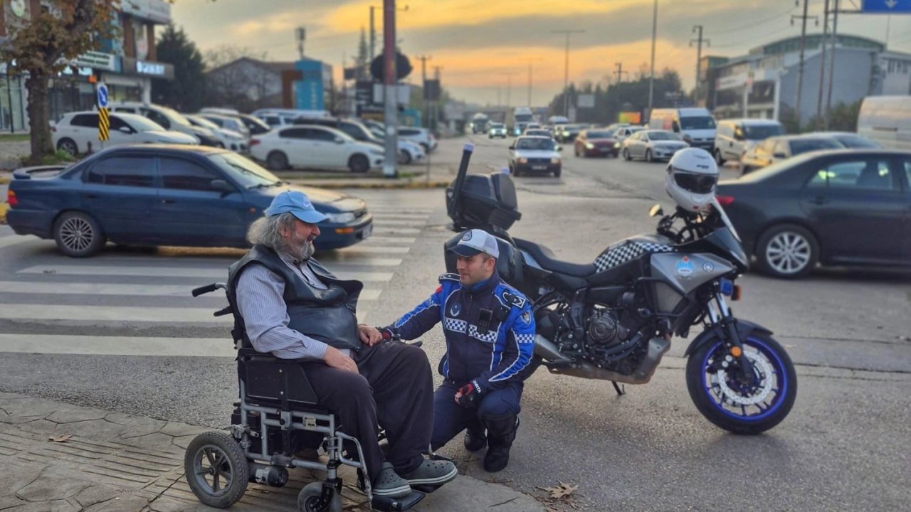 Kocaeli Zabıtası'ndan gönüllere dokunan hareket