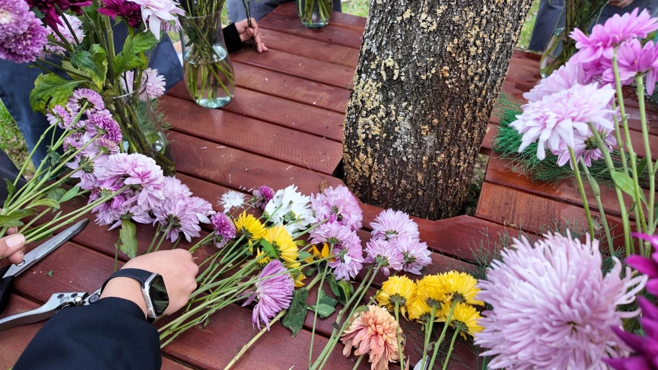 Kocaeli'de renklerin en zarif hali buketlerde buluştu