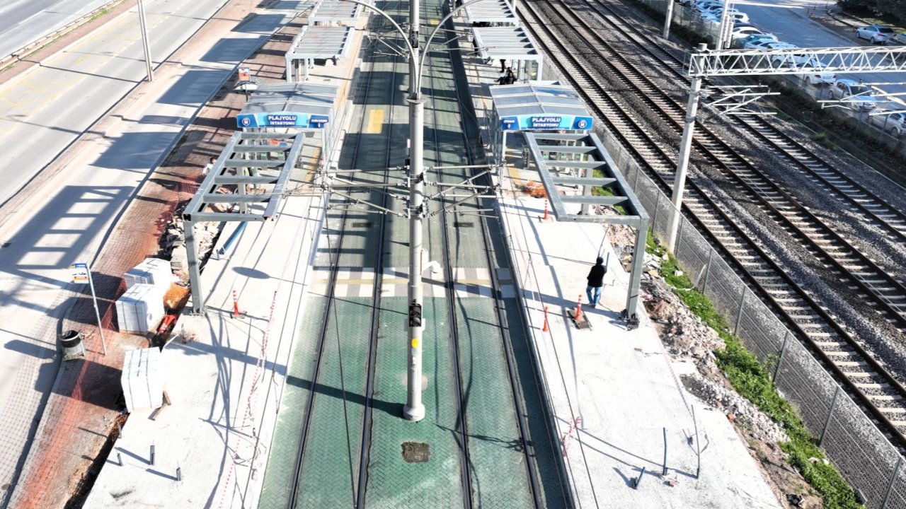 Kocaeli'de tramvay uzatılıyor...