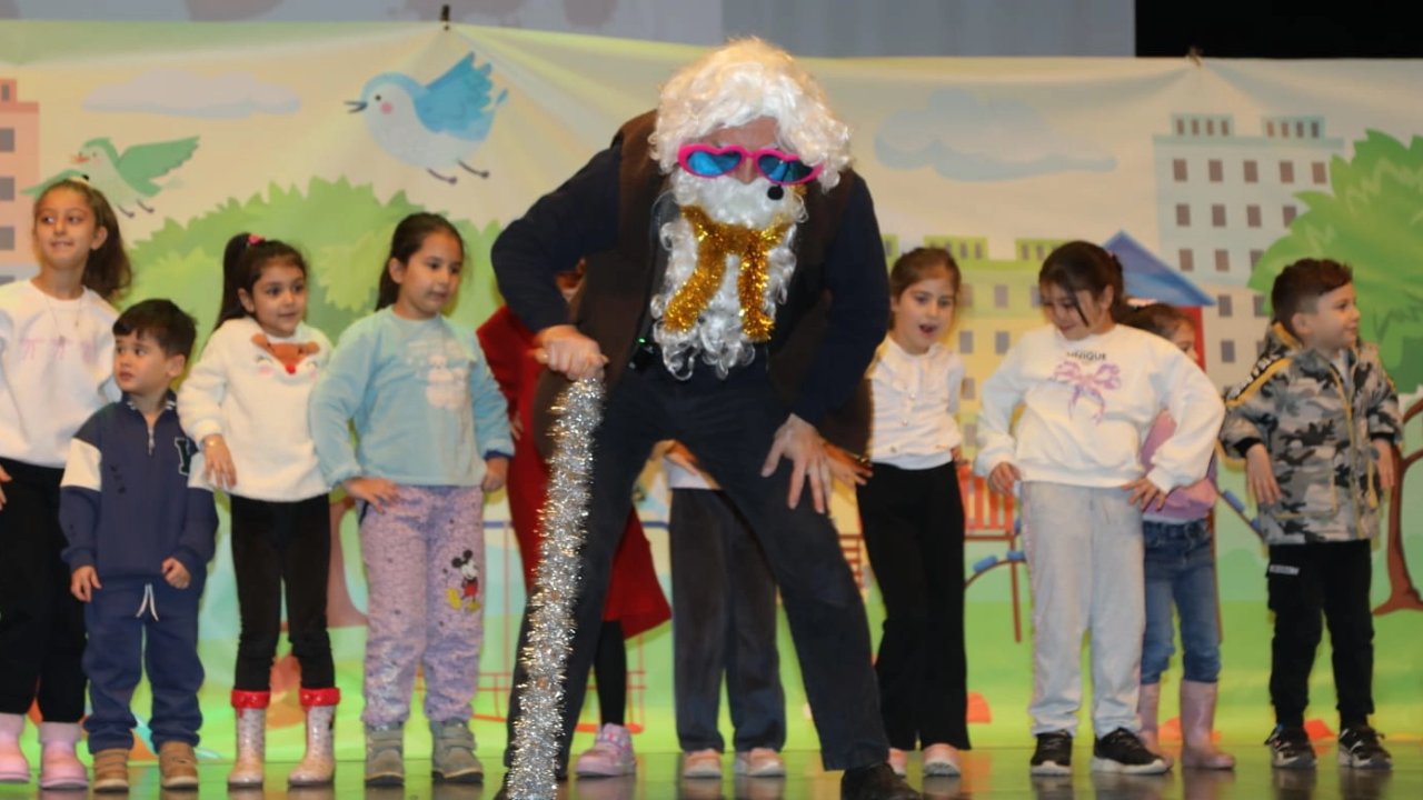 Kocaelili çocuklar doyasıya eğlendi