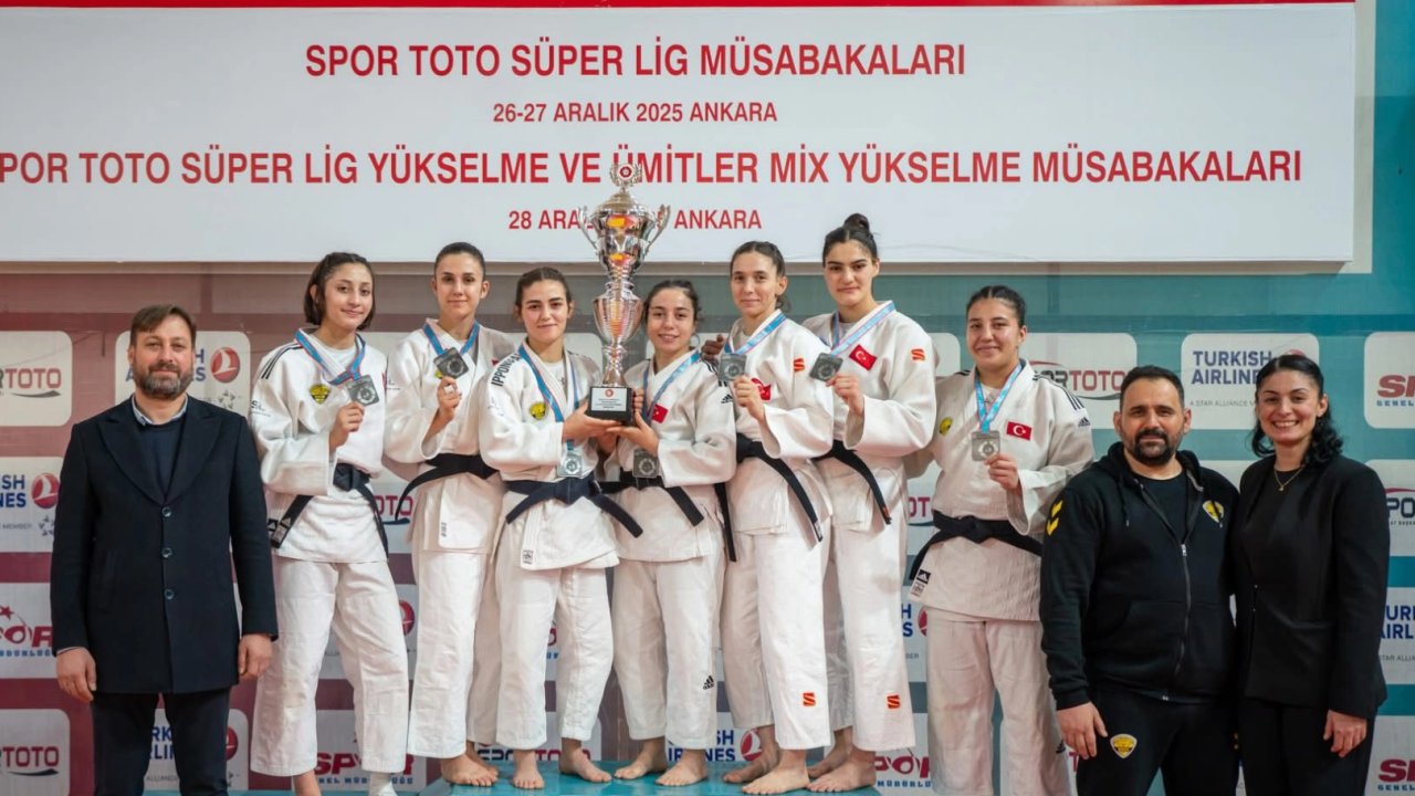 Konyalı sporculardan judoda tarihi başarı