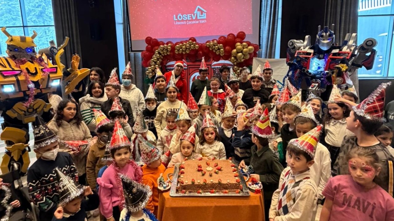 LÖSEV’den Bursa'da lösemili çocuklara yeni yıl umudu